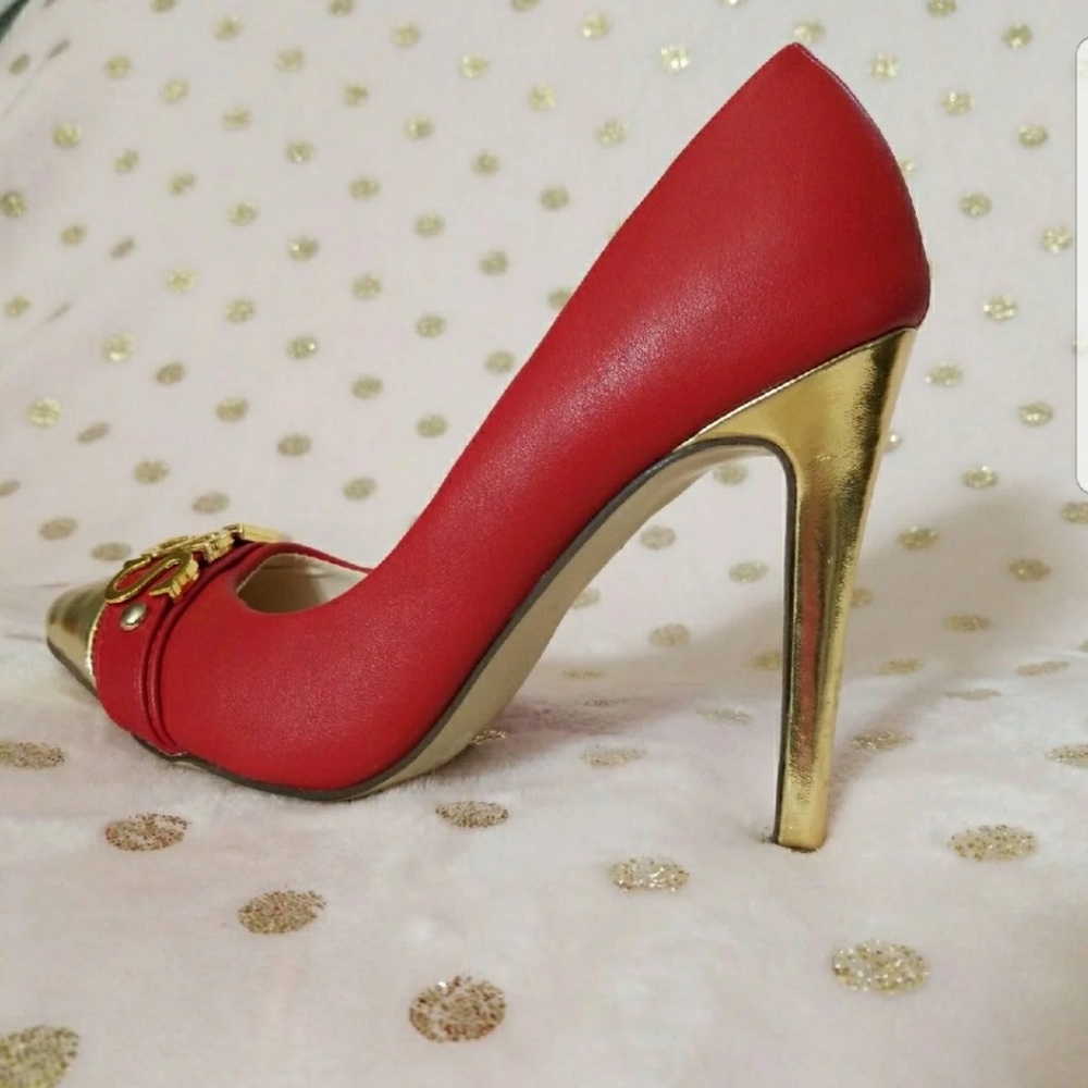 "FLAW" "LESS" HEELS - Picture 5 of 6